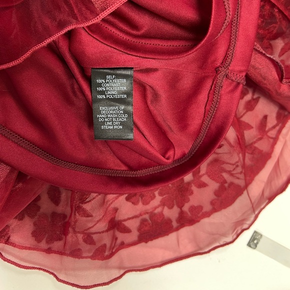 Lulu’s Lavish Lifestyle Burgundy Embroidered Ruffled Mini Dress New With Tags XS - Picture 12 of 15